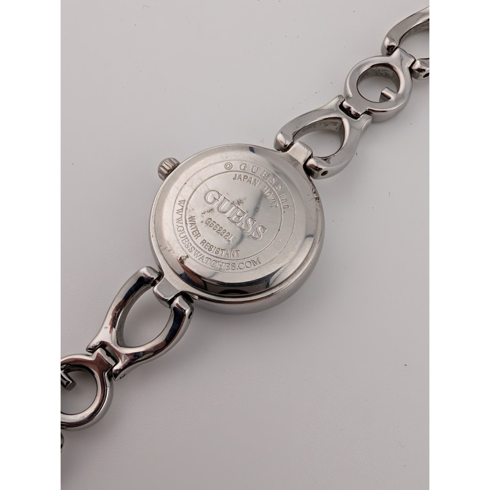 Vintage Guess Watchc Women 23mm Case Spiral Dial‎ Silver 6.5" Band- New Battery - Picture 4 of 6
